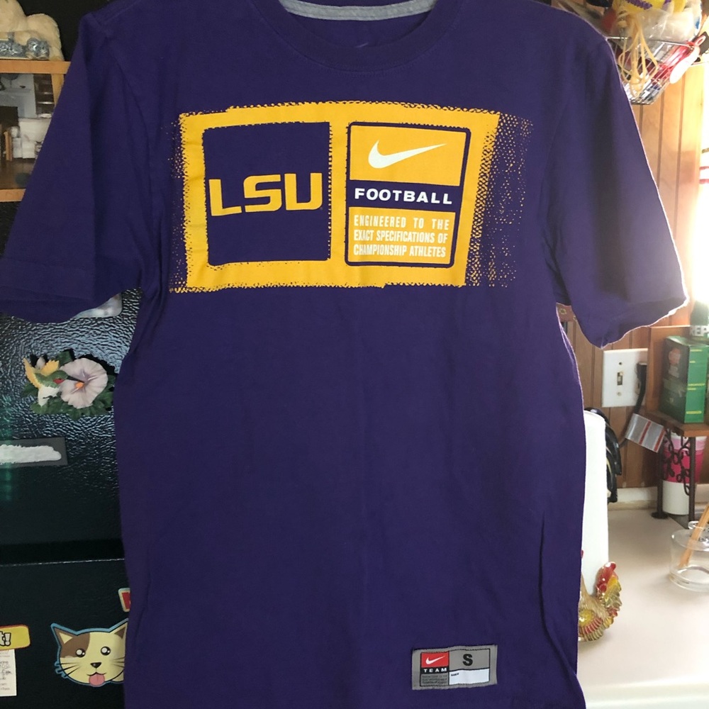 Nike LSU Short Sleeve T-Shirt,  Size Small